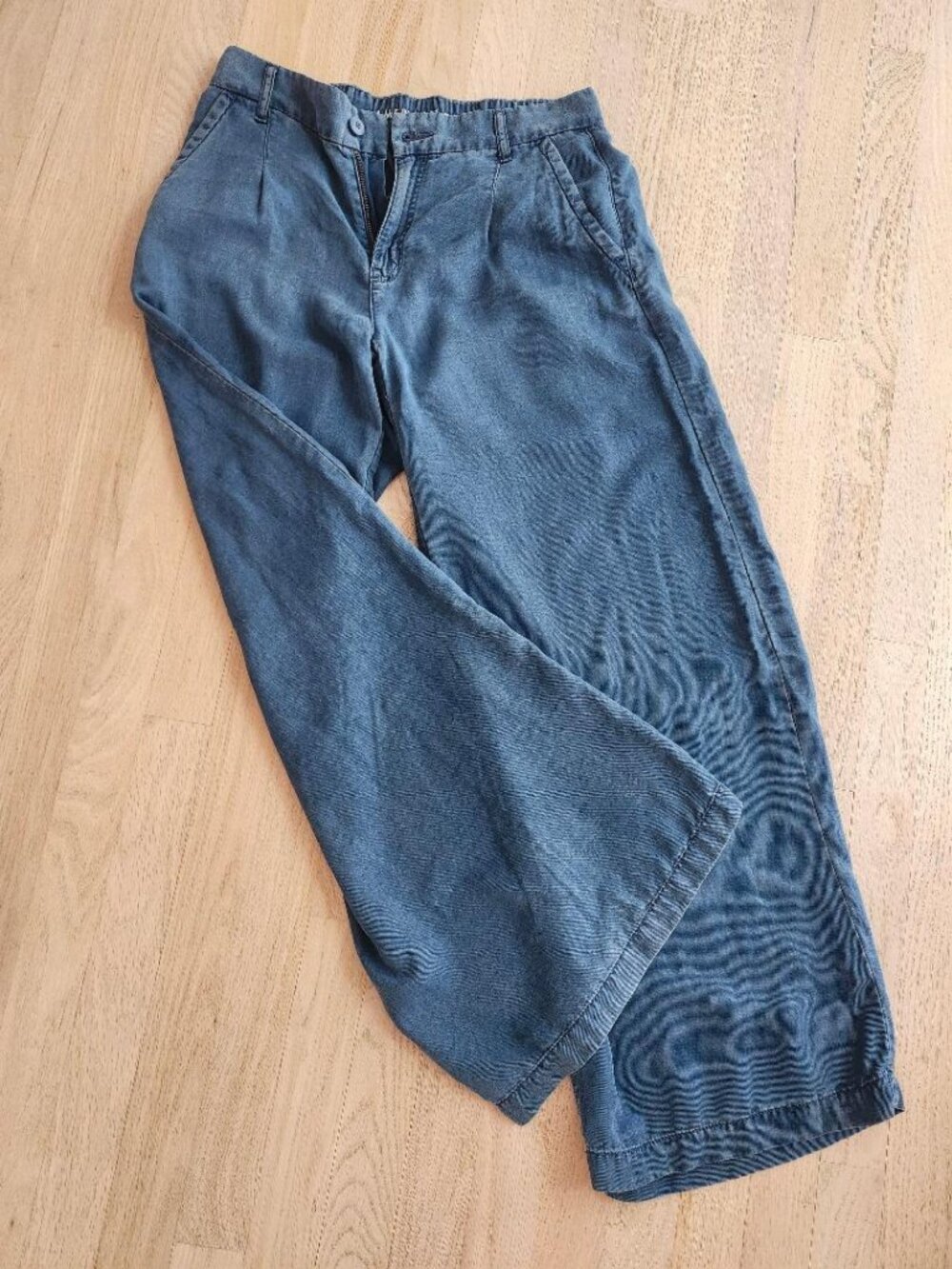American Eagle Wide Leg Pants Size 2